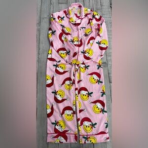Art Class Girl's Christmas Satin Emoji Santa Hat Pajama Set in pink.